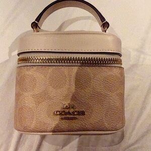Coach (mini) Cosmetic Case